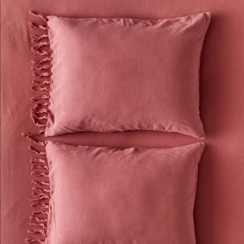 NWT Urban Outfitters Callah Recycled Crepe Sham Set